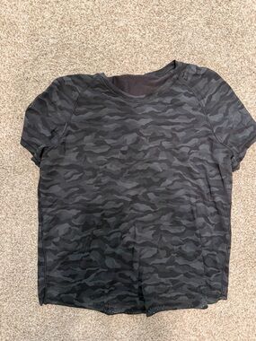lululemon athletica Black Camo Short Sleeve Tee
